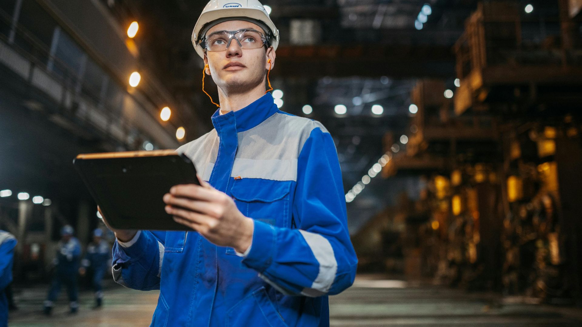 Segurança e eficiência: o diferencial de uma boa empresa de elétrica industrial